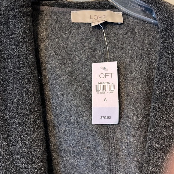 Soft sweatshirt jacket/ blazer from the Loft size small - Picture 2 of 4